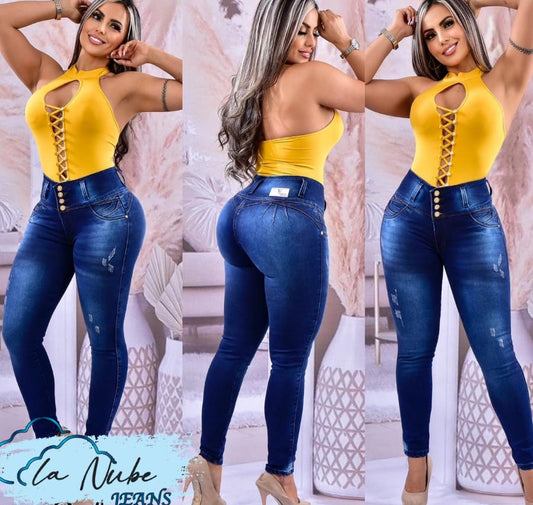 Jeans Levanta Cola 131